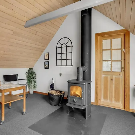 2 Bedroom Stunning In 別荘 Bedsted Thy