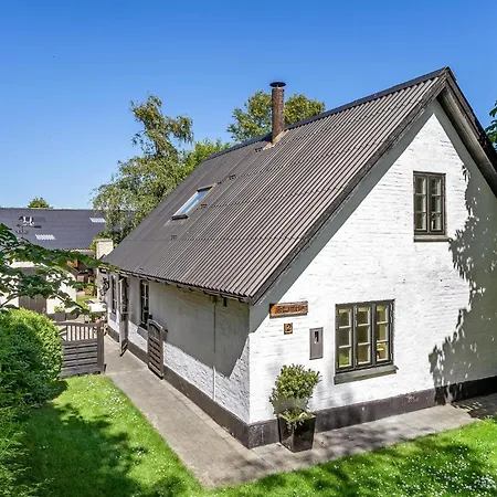 2 Bedroom Stunning In 別荘 Bedsted Thy