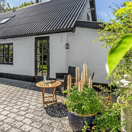 2 Bedroom Stunning In 別荘