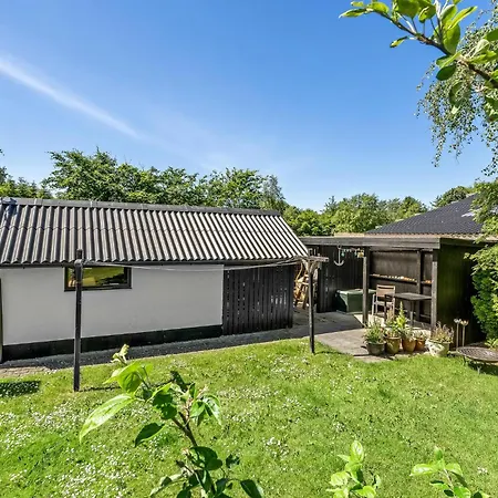 2 Bedroom Stunning In 別荘